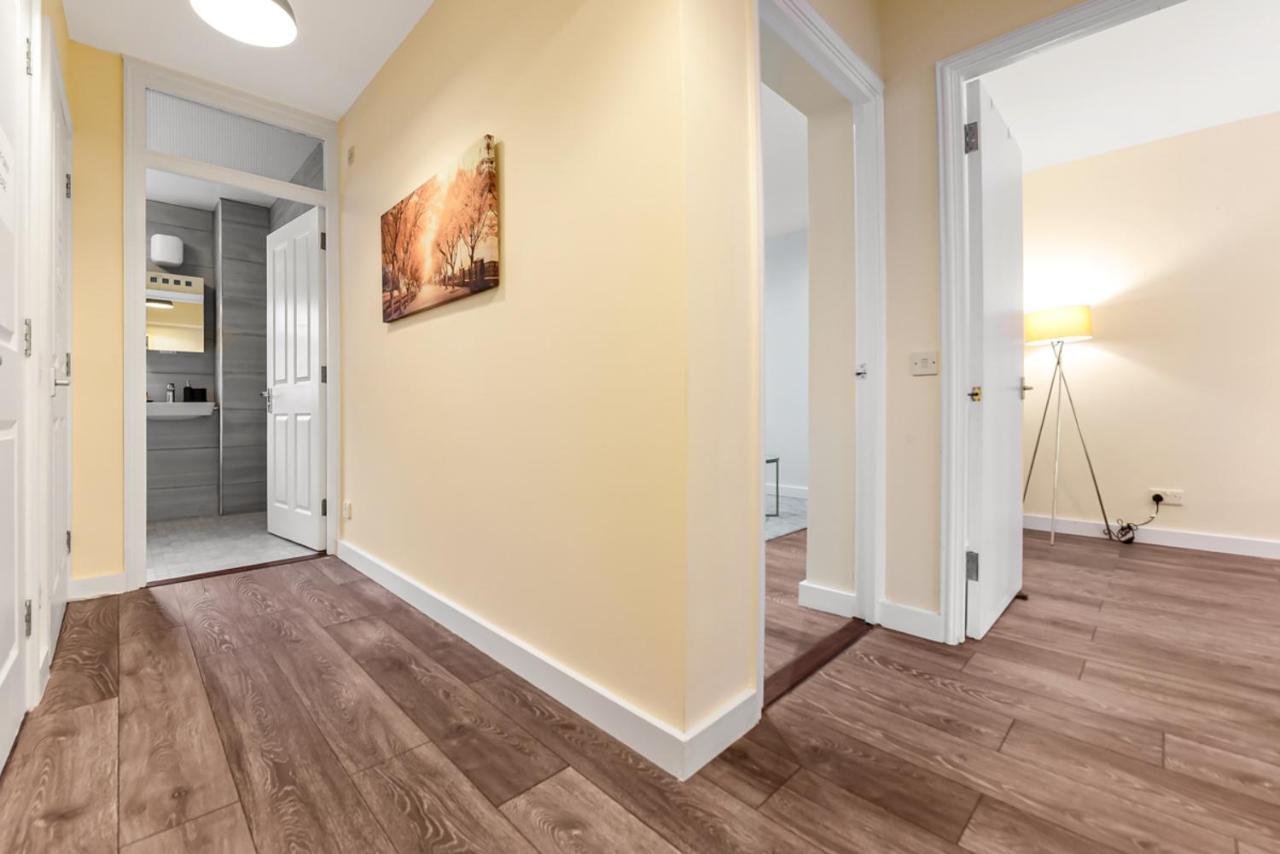Family Friendly, Zone 2, 2 Beds, Overground London Eksteriør bilde